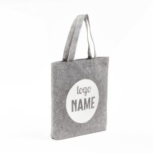 Vilten tote bags
